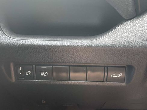 Used 2022 Toyota RAV4 XLE w/ Convenience Package AWD/4WD image 28