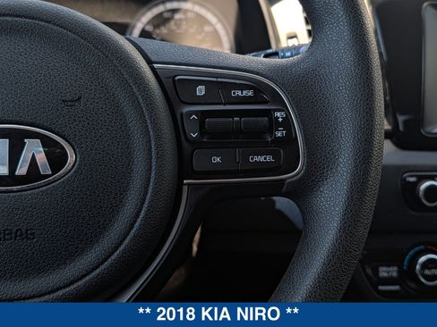 Used 2018 Kia Niro LX FWD image 26