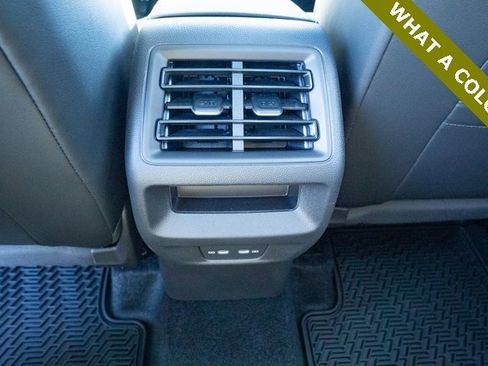 New 2026 Volkswagen Tiguan SE R-Line image 34