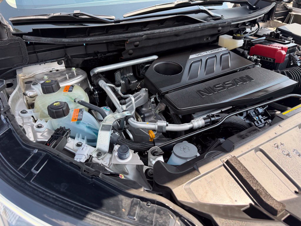 Used 2025 Nissan Rogue SL FWD image 7