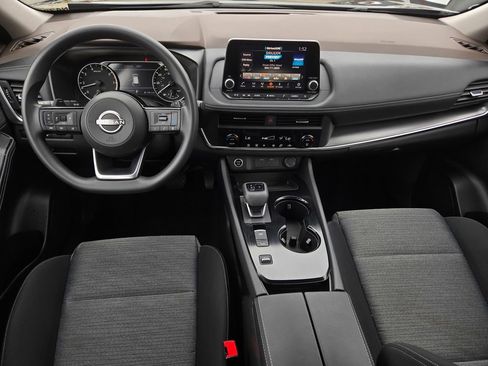 Used 2023 Nissan Rogue SV FWD image 15