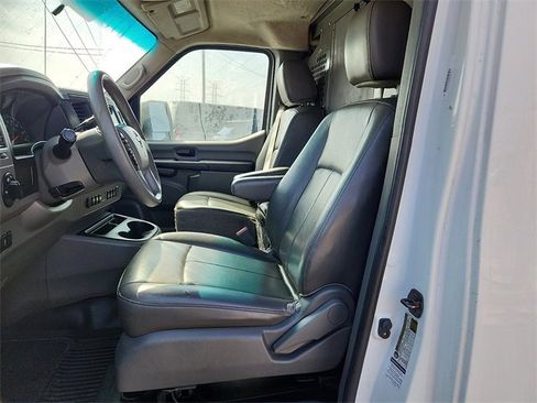 Used 2019 Nissan NV 1500 S image 8