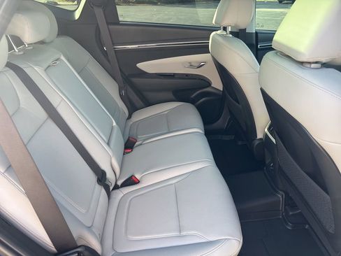 Used 2024 Hyundai Tucson Limited image 15