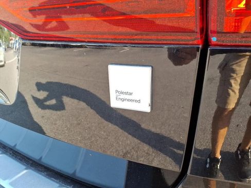 Used 2024 Volvo XC60 T8 Polestar w/ Protection Package Premier image 6