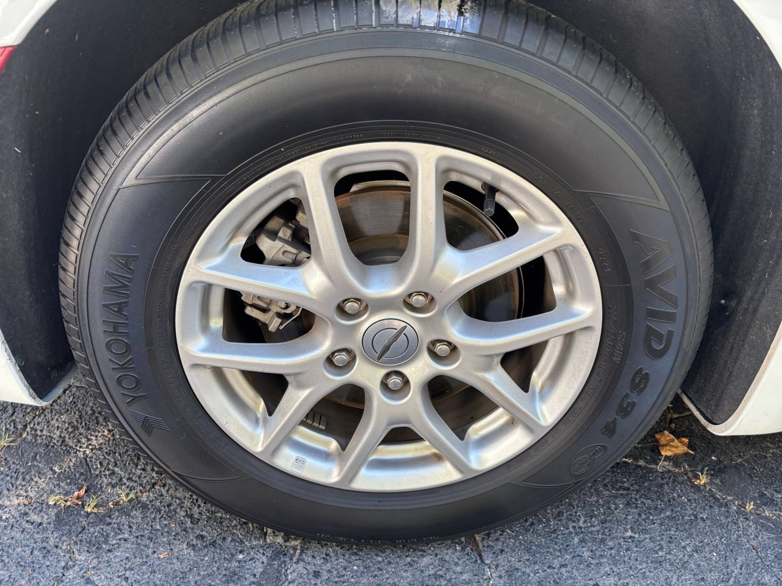 Used 2024 Chrysler Pacifica Touring-L FWD image 29