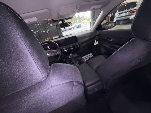 New 2026 Nissan Sentra SV w/ Floor Mat Package FWD image 21