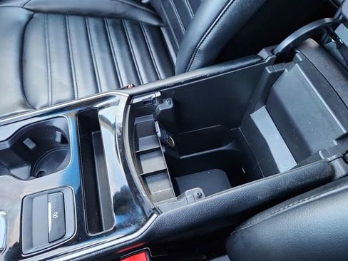 Used 2019 Ford Edge SEL w/ Equipment Group 201A image 48