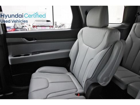 Certified 2025 Hyundai Palisade SEL FWD image 14
