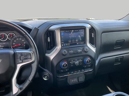 Used 2021 Chevrolet Silverado 1500 LT w/ Z71 Off-Road Package AWD/4WD image 7