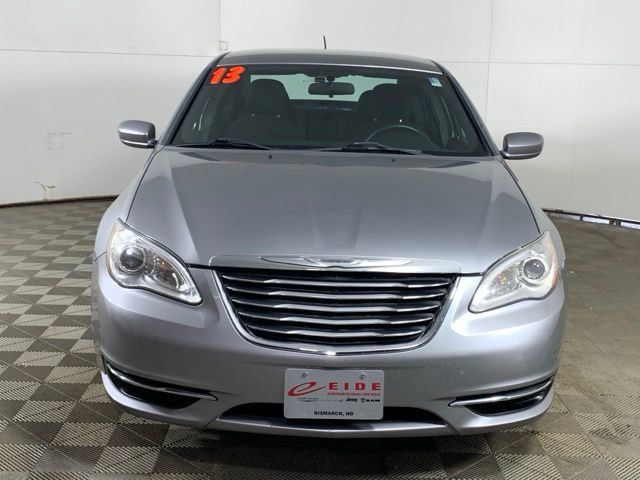 Used 2013 Chrysler 200 LX FWD image 8