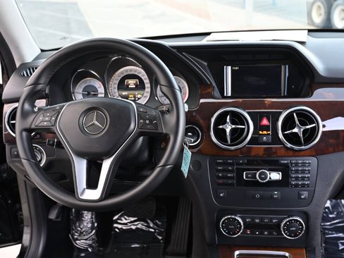 Used 2014 Mercedes-Benz GLK 350 2WD image 18