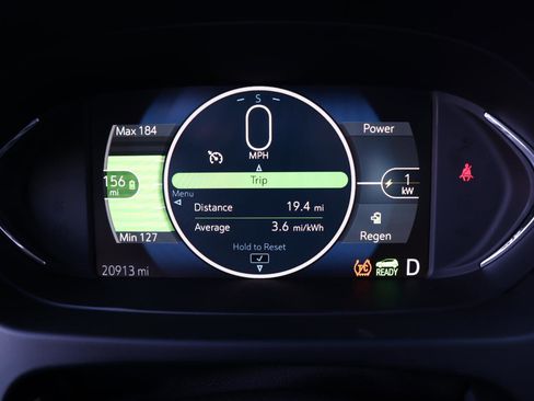 Used 2020 Chevrolet Bolt Premier w/ Infotainment Package FWD image 27