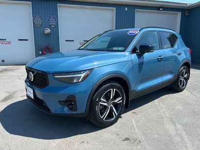 Used 2023 Volvo XC40 B5 Plus w/ Driver Assist Package