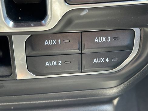 Used 2023 Jeep Wrangler Unlimited Sahara w/ Cold Weather Group image 32