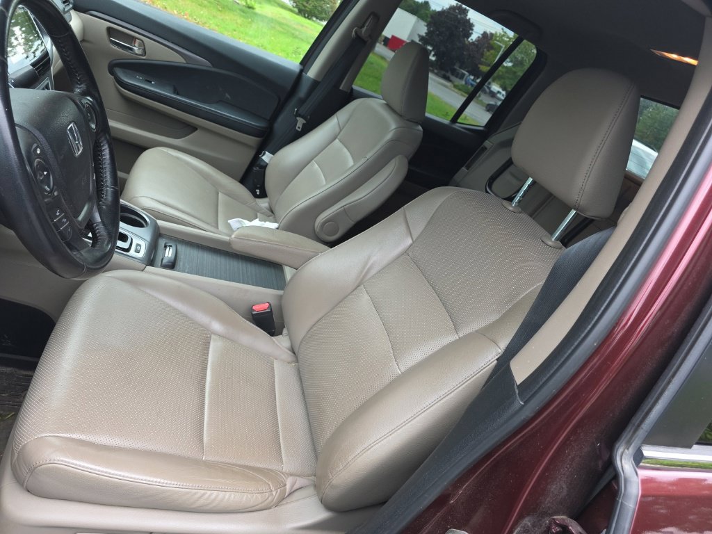 Used 2018 Honda Ridgeline RTL-T image 11