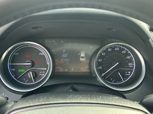 Used 2018 Toyota Camry XLE w/ Audio Package image 16