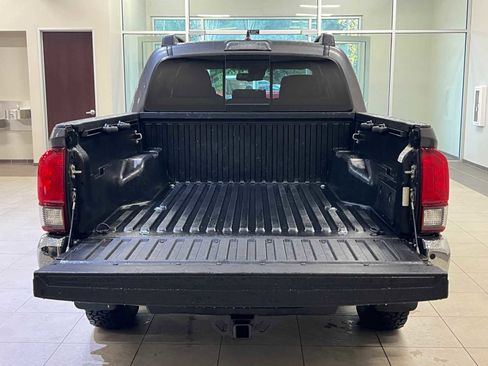 Used 2019 Toyota Tacoma SR5 image 29