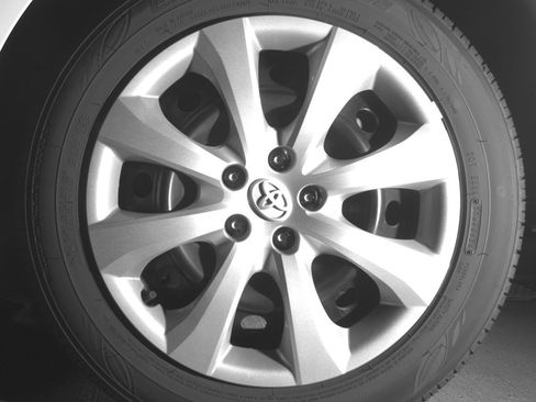 Used 2025 Toyota Corolla LE FWD image 14