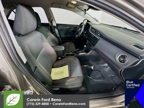Used 2018 Toyota Corolla LE FWD image 28