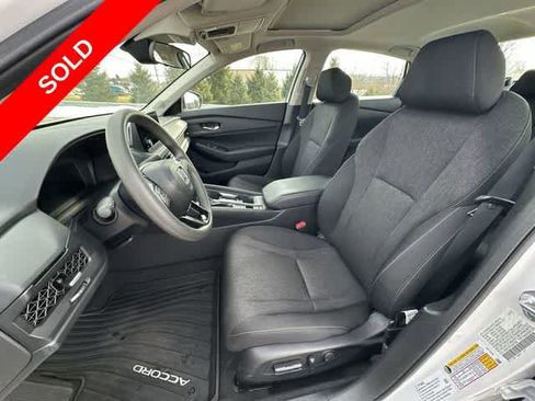 Used 2025 Honda Accord SE image 16