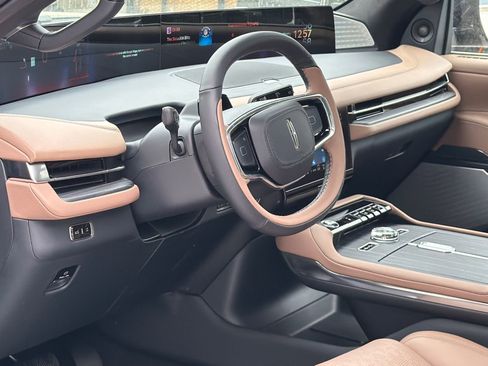 New 2026 Lincoln Navigator L Black Label image 16