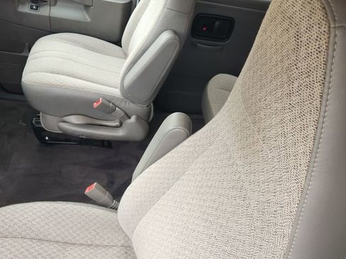 Used 2025 Chevrolet Express 3500 LS RWD image 19