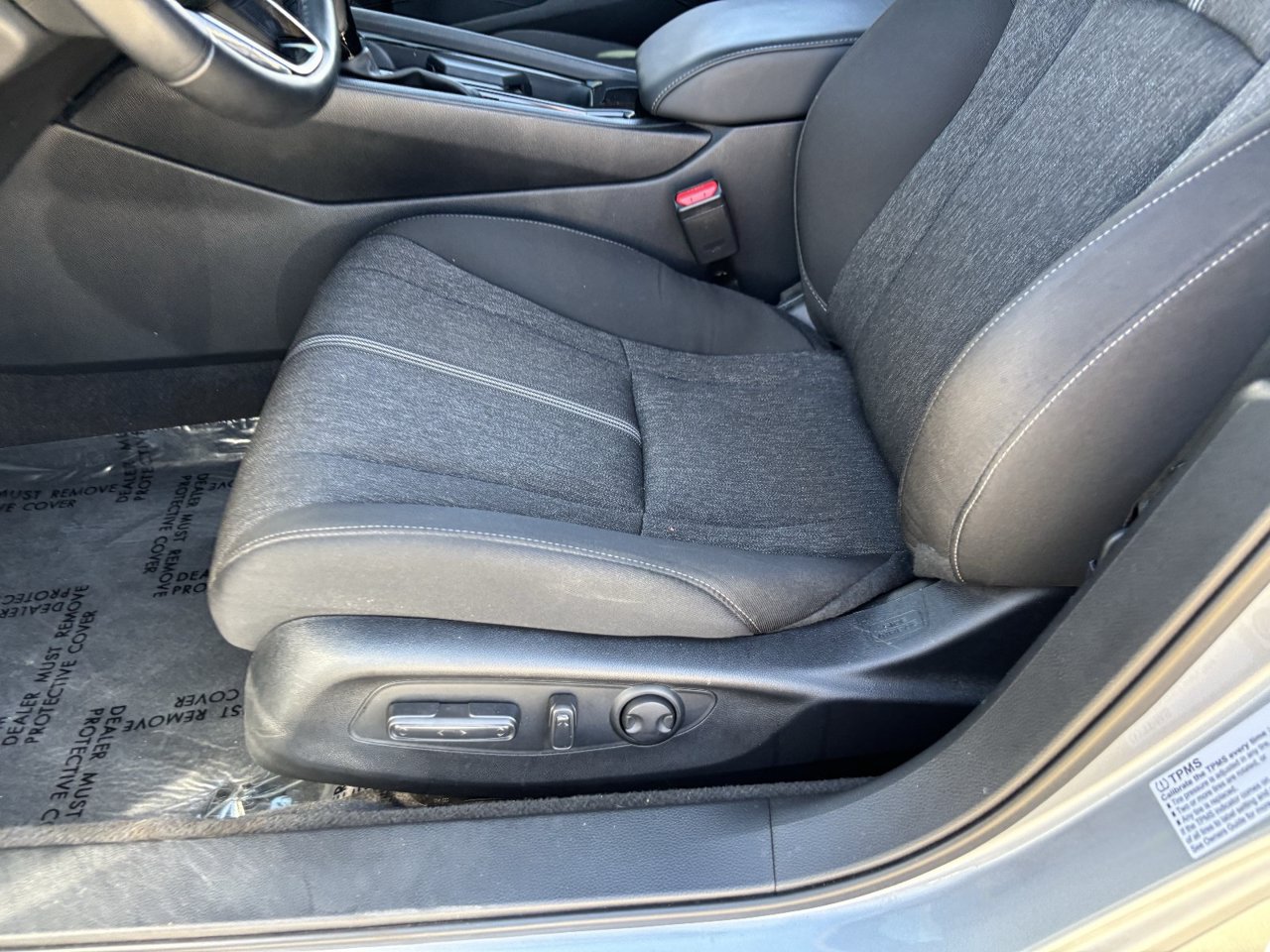 Certified 2025 Honda Accord Sport image 19