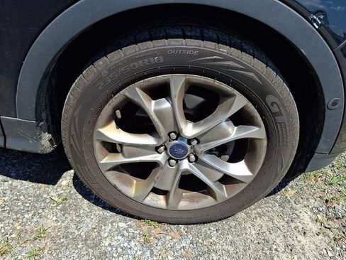 Used 2014 Ford Escape Titanium w/ Equipment Group 401A AWD/4WD image 10