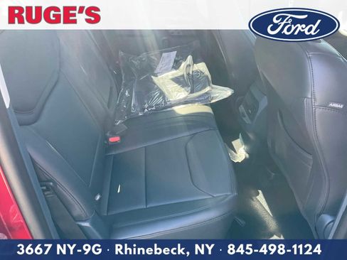 New 2026 Ford Maverick Lariat w/ Black Appearance Package image 13