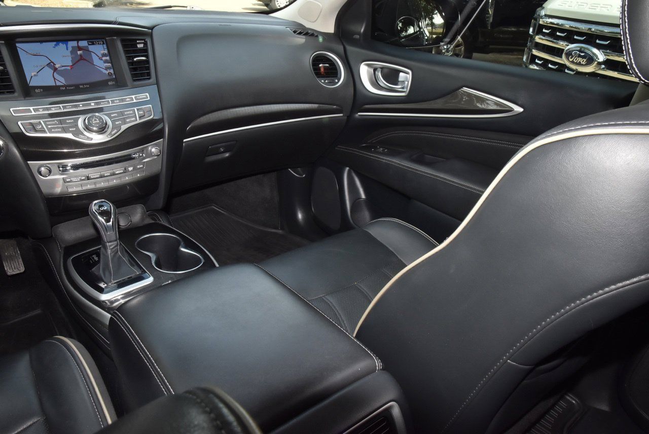 Used 2019 INFINITI QX60 Luxe w/ Essential Package FWD image 18