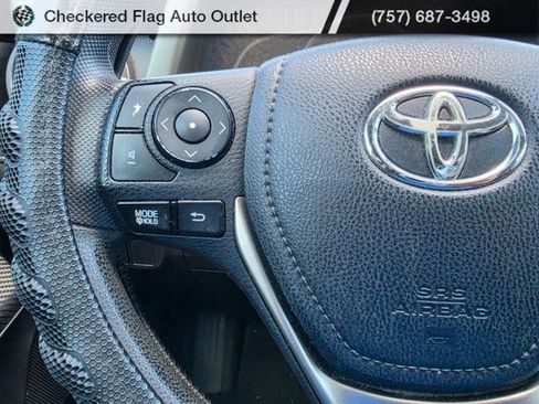 Used 2015 Toyota RAV4 XLE FWD image 14