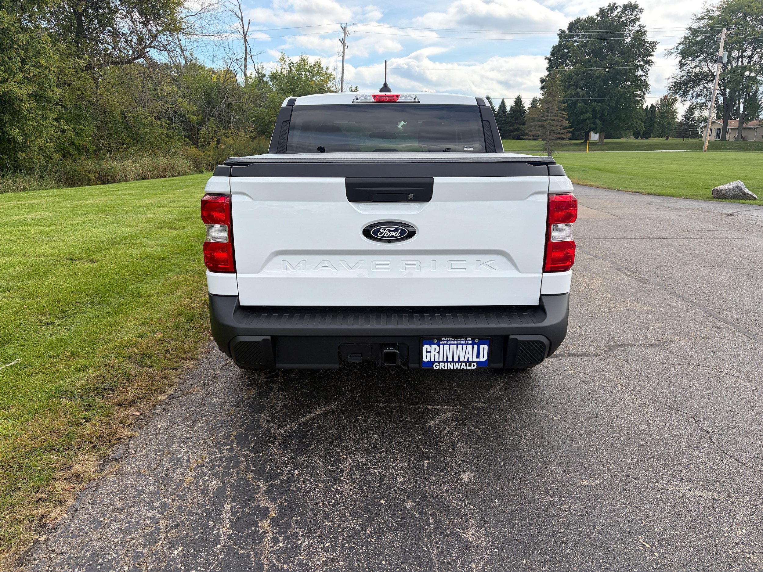 New 2026 Ford Maverick XLT w/ XLT Luxury Package FWD image 26