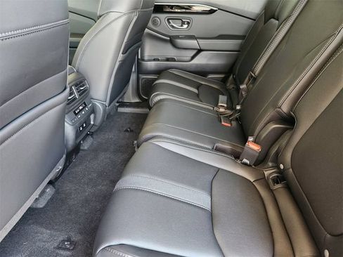 Used 2026 Honda Pilot EX-L image 18