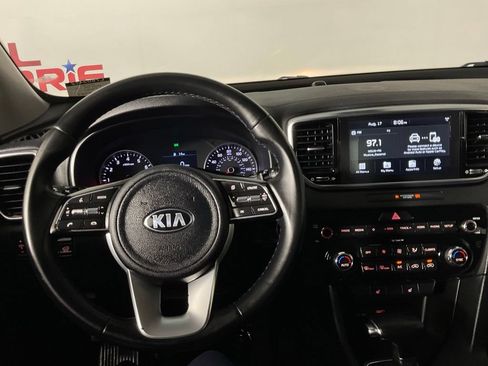 Used 2020 Kia Sportage EX FWD image 17