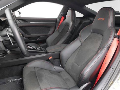 Used 2022 Porsche 911 GT3 image 4