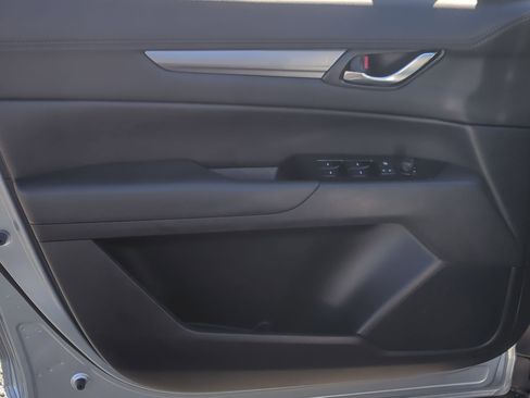 Used 2021 MAZDA CX-5 Touring image 22