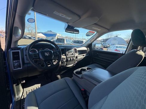 Used 2018 RAM 1500 Express image 25