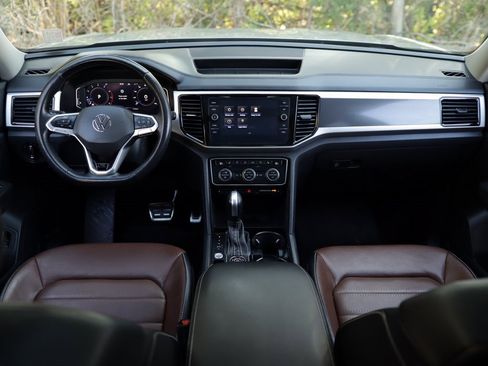 Used 2022 Volkswagen Atlas SEL Premium image 22