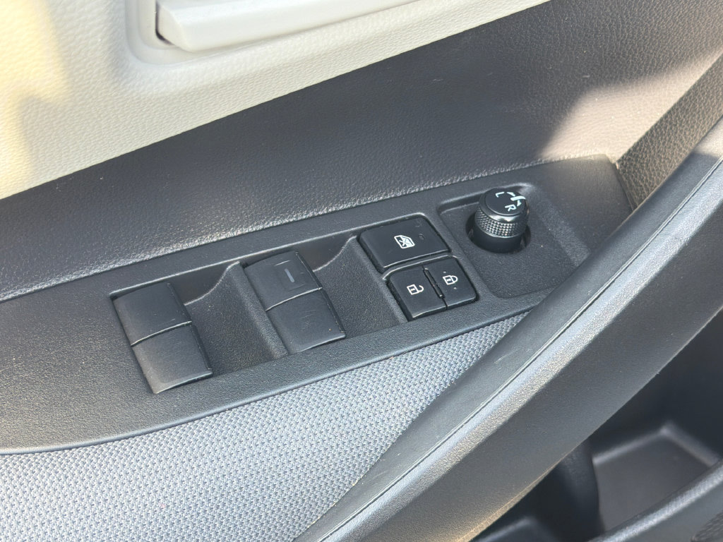 Used 2026 Toyota Corolla LE AWD/4WD image 18