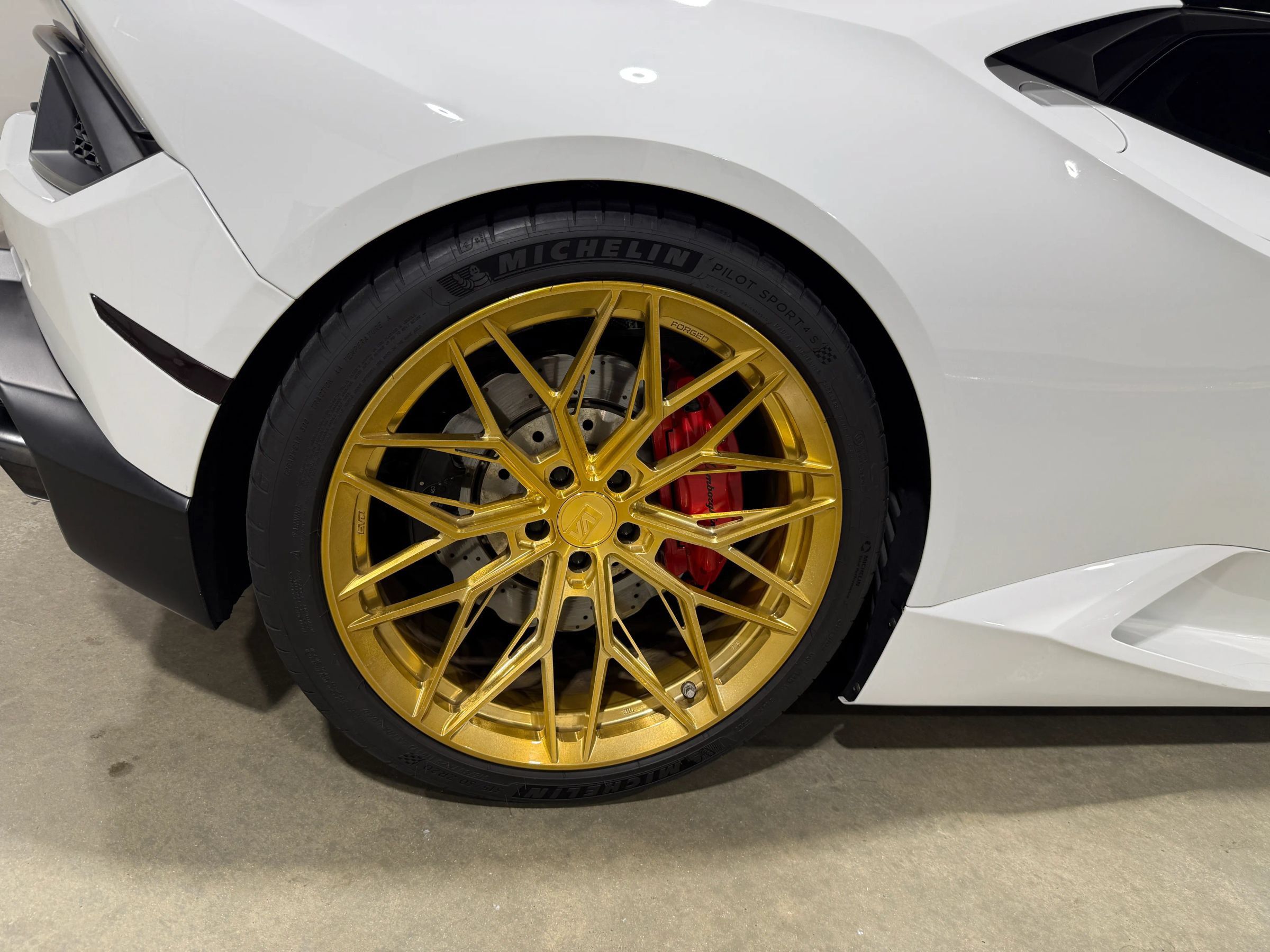 Used 2017 Lamborghini Huracan LP 580-2 RWD image 20