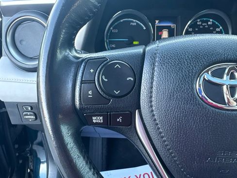 Used 2018 Toyota RAV4 Limited AWD/4WD image 17