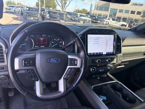 Used 2022 Ford F250 Platinum w/ Tremor Off-Road Package AWD/4WD image 7