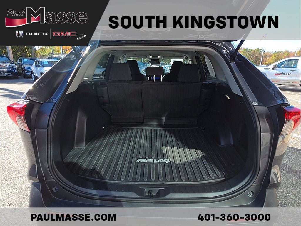 Used 2023 Toyota RAV4 LE AWD/4WD image 25