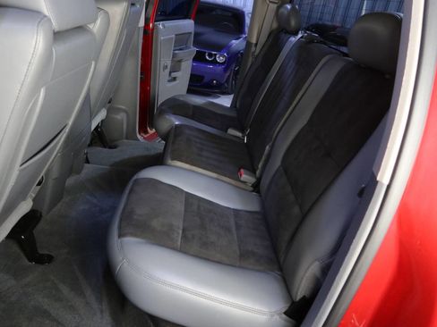 Used 2006 Dodge Ram 1500 Truck 2WD Quad Cab w/ Communication Pkg image 17