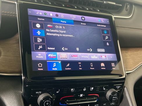 Used 2022 Jeep Grand Cherokee Summit w/ Adv Protech Group IV image 15