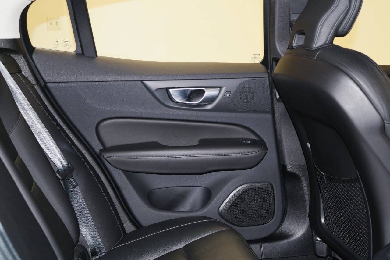 Used 2024 Volvo S60 B5 Plus FWD image 85