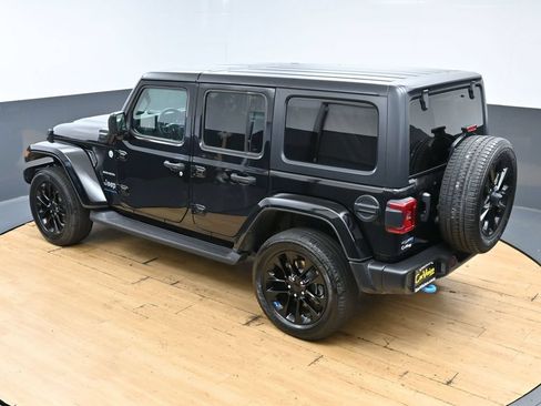 Used 2023 Jeep Wrangler Unlimited Sahara w/ Cold Weather Group AWD/4WD image 44