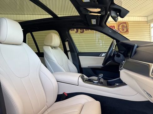 Used 2019 BMW X5 xDrive40i w/ Convenience Package AWD/4WD image 26