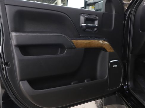 Used 2016 Chevrolet Silverado 2500 LTZ w/ Duramax Plus Package image 17