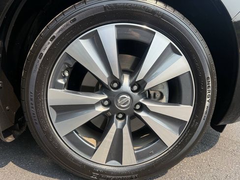 Used 2016 Nissan Leaf SV FWD image 29